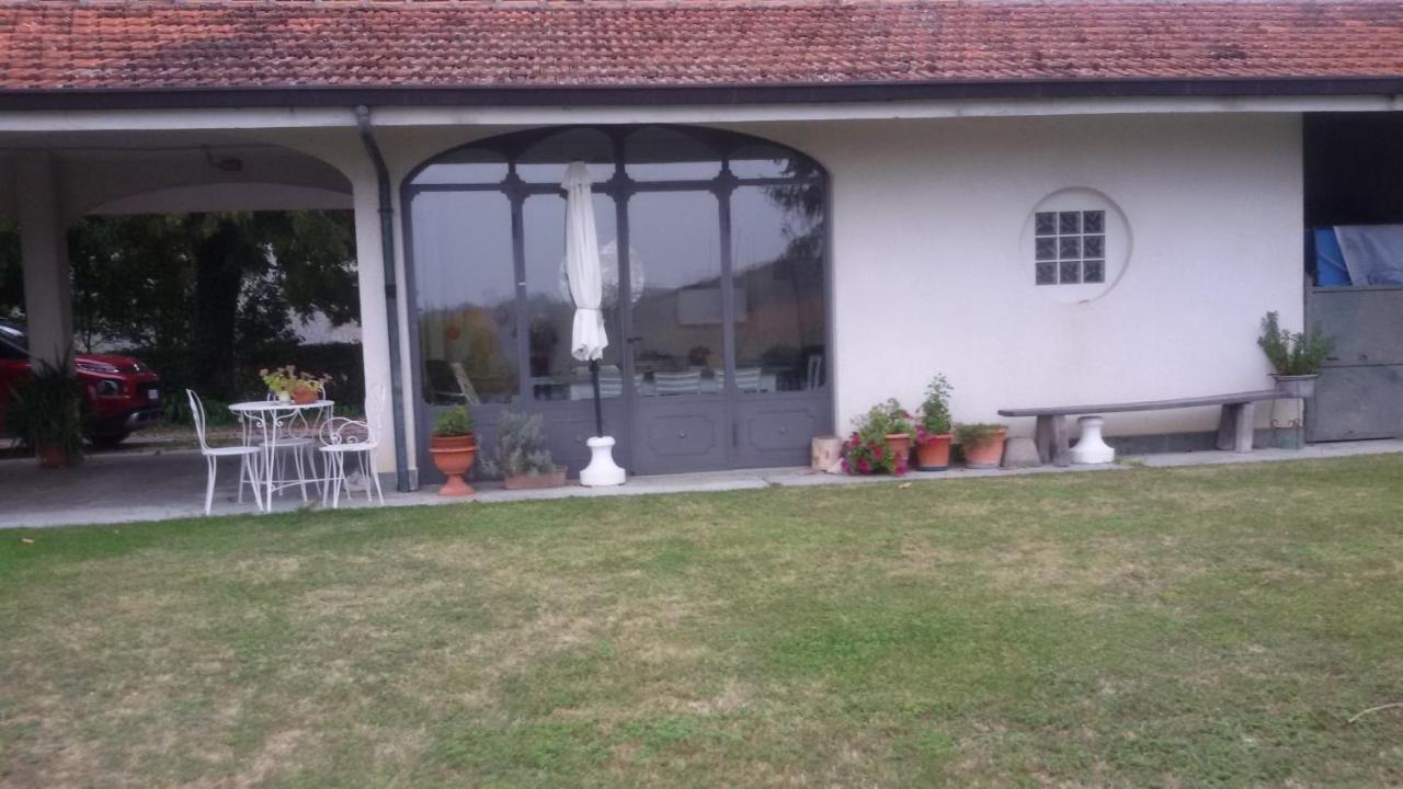 Cascina Torello Доляни Екстериор снимка