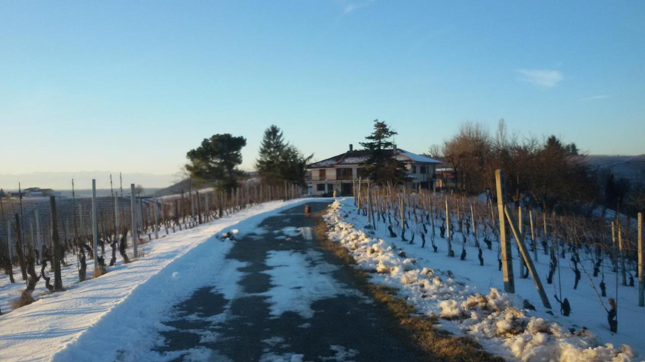 Cascina Torello Доляни Екстериор снимка