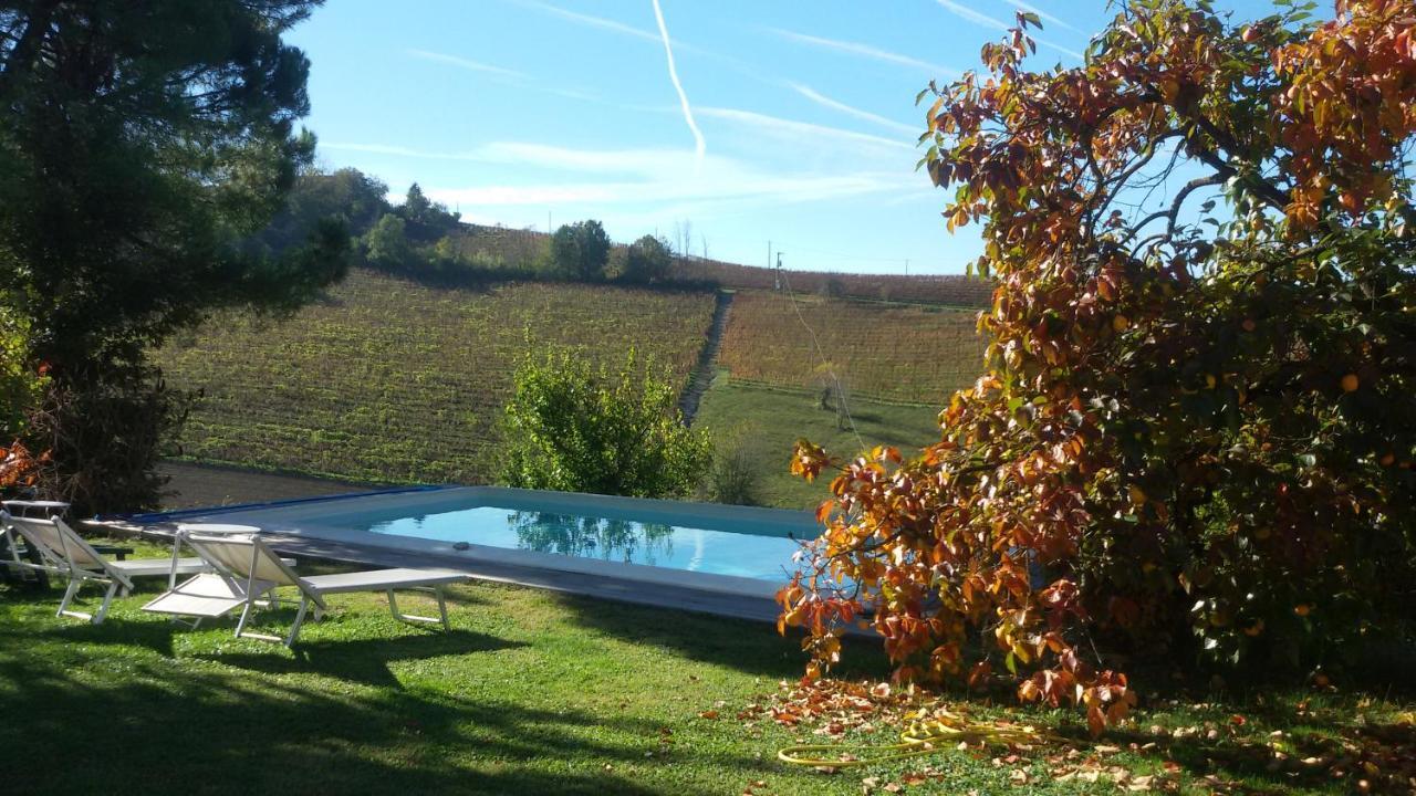 Cascina Torello Доляни Екстериор снимка